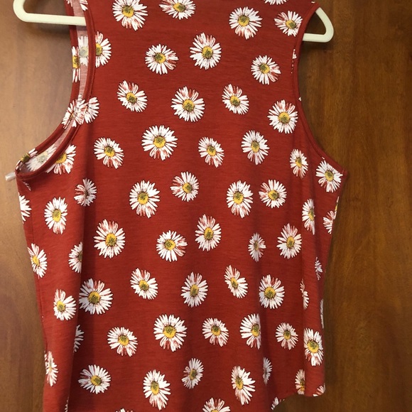 Mic & Jax NWOT Tie-Front Tank-Large - Picture 2 of 4